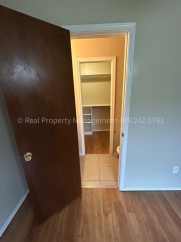 Cute House in Greenwood! 3 bed 1.5 bath 1 car garage