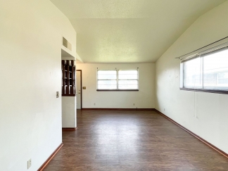 Coming Soon! 18-Month Lease Offer!! Live Minutes Away from Tinker Airforce Base: Beautiful 3 Bed 1.5 Bath Home for Your Convenience!