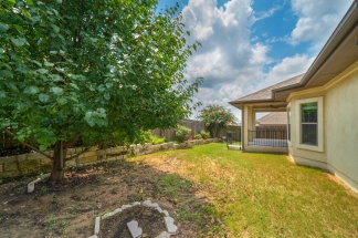 3825 Vinalopo Drive - Green Team
