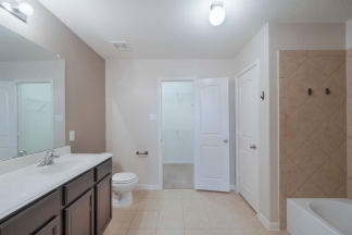 112 Millers Loop - Orange Team