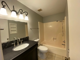 -2 BED/ 1.5 BATH Townhome For Lease! Apply Today!