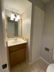 -2 BED/ 1.5 BATH Townhome For Lease! Apply Today!