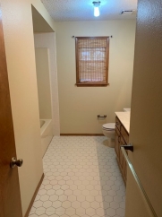 3 Bedroom 2 bathroom Home For Rent In Lowell!