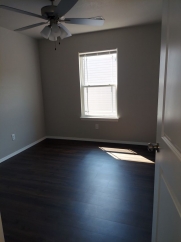 Beautiful Townhome in Alma!! **Coming Available In Mid September**