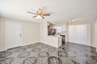 Ft Worth, Freshly renovated 2 bed / 2 bath