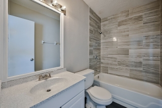 Ft Worth, Freshly renovated 2 bed / 2 bath