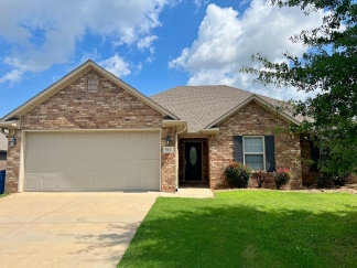 Spacious 4 Bedroom House Available for Rent! ASK ABOUT MOVE IN SPECIAL