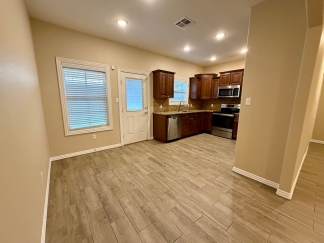 Spacious 3 Bedroom/2.5 Bathroom Chaffee Crossing Townhome **First Full Month's Rent FREE**