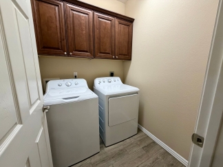 Spacious 3 Bedroom/2.5 Bathroom Chaffee Crossing Townhome **First Full Month's Rent FREE**