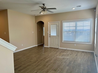 Beautiful 3 Bedroom/2 Bathroom Townhome in Chaffee Crossing **First Full Month's Rent FREE**
