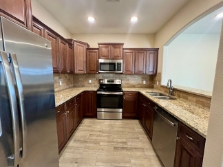 Beautiful 3 Bedroom/2 Bathroom Townhome in Chaffee Crossing **First Full Month's Rent FREE**