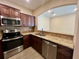 Beautiful 3 Bedroom/2 Bathroom Townhome in Chaffee Crossing **First Full Month's Rent FREE**