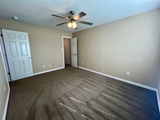 Beautiful 3 Bedroom/2 Bathroom Townhome in Chaffee Crossing **First Full Month's Rent FREE**