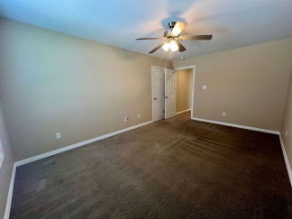 Beautiful 3 Bedroom/2 Bathroom Townhome in Chaffee Crossing **First Full Month's Rent FREE**
