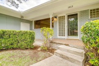 "Ultimate Backyard Oasis in a Lovely Quiet Neighborhood"