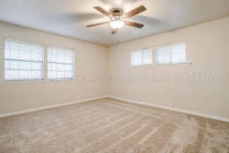 "Ultimate Backyard Oasis in a Lovely Quiet Neighborhood"