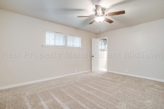 "Ultimate Backyard Oasis in a Lovely Quiet Neighborhood"