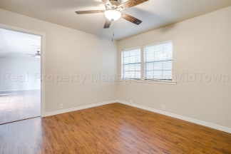 "Ultimate Backyard Oasis in a Lovely Quiet Neighborhood"