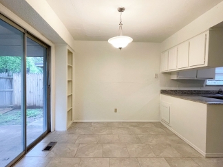 Coming Soon! 18-Month Lease Offer!!  Stunning 3 Bed, 2.5 Bath Townhouse with Modern Amenities and Convenient Location!