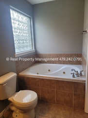 Beautiful 4 Br for Rent in Van Buren!! Coming in September!!