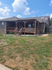 Beautiful 4 Br for Rent in Van Buren!! Coming in September!!