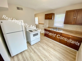 1/2 Months Free Rent on Beautifully Renovated 2 Bedroom