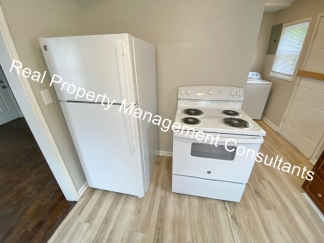 1/2 Months Free Rent on Beautifully Renovated 2 Bedroom