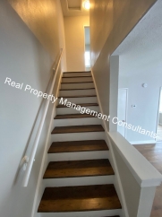 1/2 Months Free Rent on Beautifully Renovated 2 Bedroom