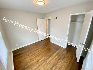 1/2 Months Free Rent on Beautifully Renovated 2 Bedroom