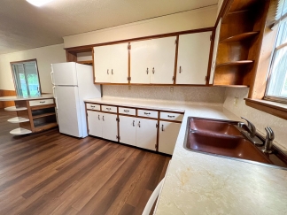 Newly Remodeled Nice 3Bed/2Bath Home