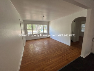 COMING IN JANUARY 2026 -  Bed 1 Bath HOUSE with fenced in yard!