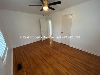 COMING IN JANUARY 2026 -  Bed 1 Bath HOUSE with fenced in yard!