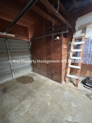 COMING IN JANUARY 2026 -  Bed 1 Bath HOUSE with fenced in yard!