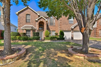 Large Mansfield High Home Centrally Located