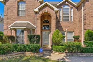 Large Mansfield High Home Centrally Located