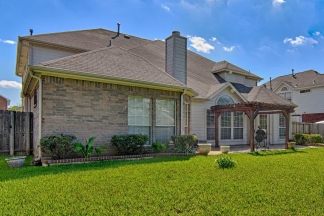Large Mansfield High Home Centrally Located
