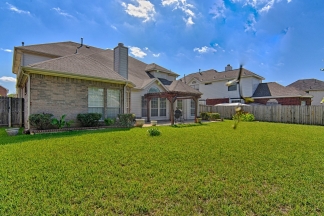 Large Mansfield High Home Centrally Located