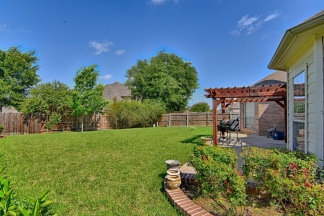Large Mansfield High Home Centrally Located