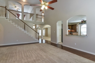 Large Mansfield High Home Centrally Located