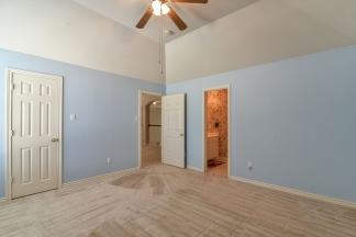 Large Mansfield High Home Centrally Located