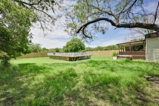 Mansfield ISD 3/2/2 on well over 1/2 acre fenced