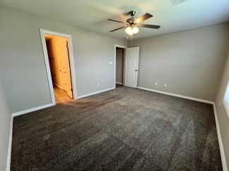 Beautiful 3 Bedroom/2 Bathroom Townhome in Chaffee Crossing at The Haven. *Ask about Move In Special!
