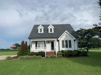 Pretty Home, Featuring 1st Floor Master Suite, Loft & Large Yard, AVAILABLE NOW!