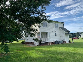 Pretty Home, Featuring 1st Floor Master Suite, Loft & Large Yard, AVAILABLE NOW!