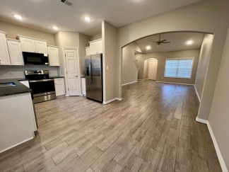 Beautiful 3 Bedroom/2.5 Bathroom Townhome in Chaffee Crossing Area  **ASK ABOUT MOVE IN SPECIAL!!