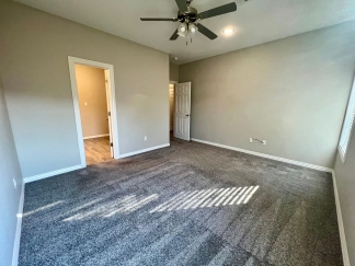 Beautiful 3 Bedroom/2.5 Bathroom Townhome in Chaffee Crossing Area  **ASK ABOUT MOVE IN SPECIAL!!