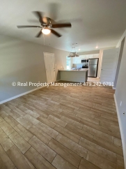 Coming soon!! 2 Bed 2 Bath Duplex close to Baptist Health