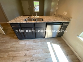 Coming soon!! 2 Bed 2 Bath Duplex close to Baptist Health
