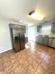 Large 3 BR 2.5 BA In Bentonville!