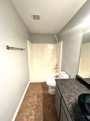 Large 3 BR 2.5 BA In Bentonville!